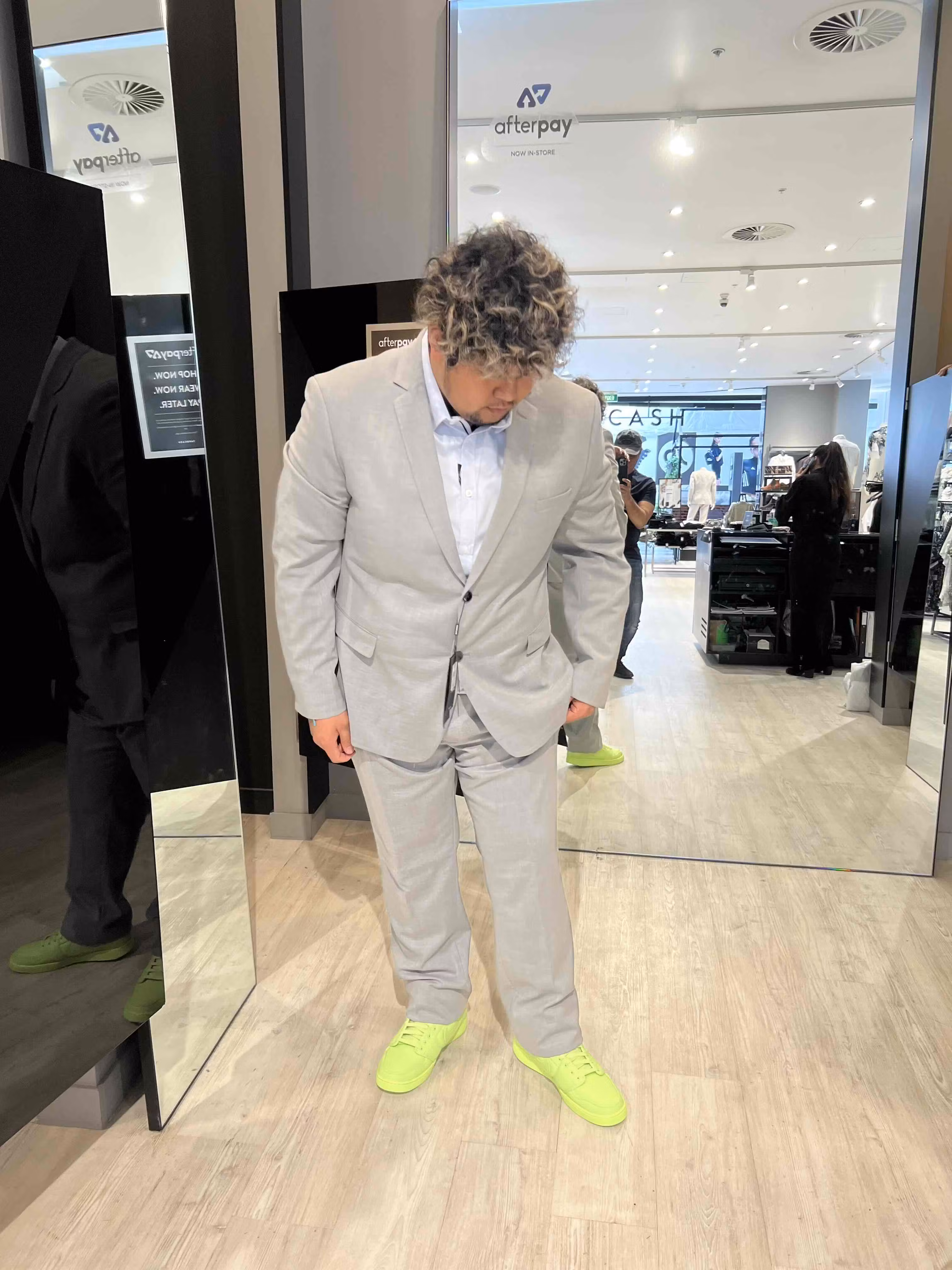 (Women) Billie Eilish x Air Jordan 1 KO 'Volt' DN2857-330 (Women) Billie Eilish x Air Jordan 1 KO 'Volt' DN2857-330